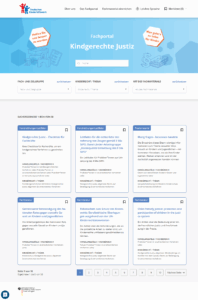 Screenshot der Website justiz.kinderrechte.de mit Materialien für Fachkräfte