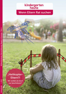 Ein Kind sitzt auf einer Wiese - ein Comiczaun ist um das Kind gealt und eine Drohne passt auf das Kind auf.