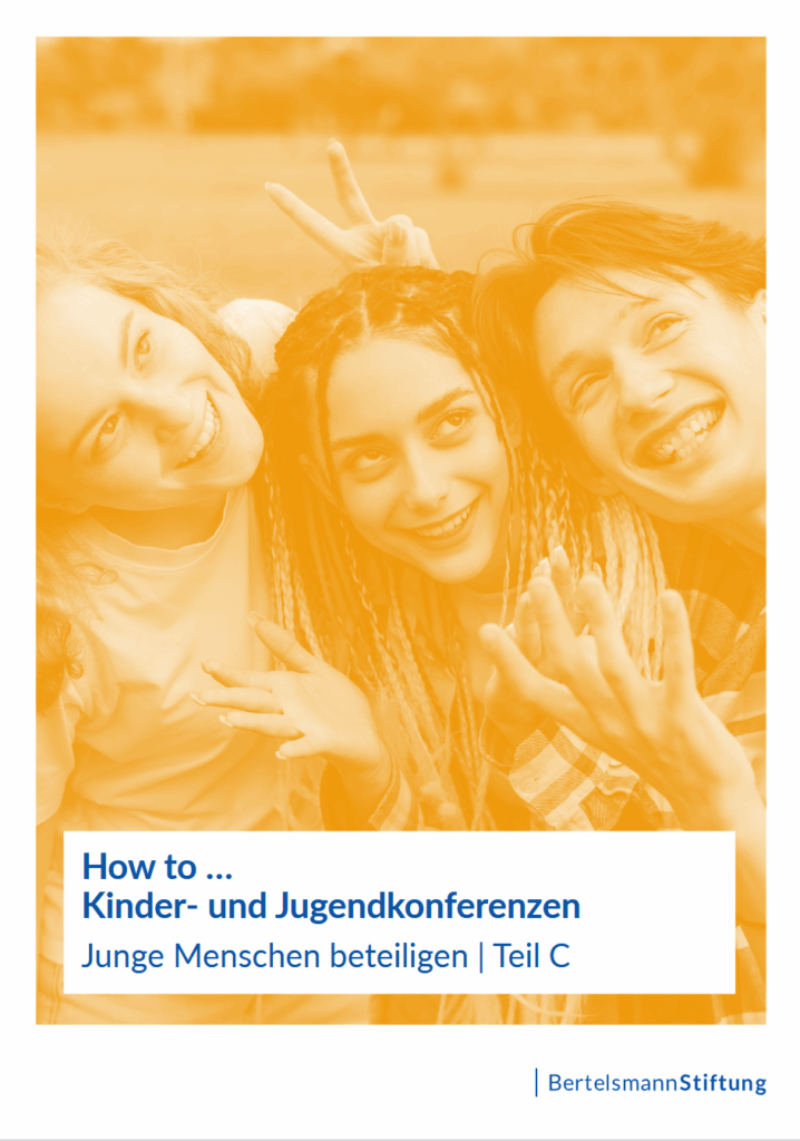 Selfie von drei jungen Menschen mit gelbem Filter.