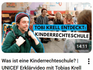 © Unicef Deutschland Tobi besucht mit seinem alten Schulranzen eine Kinderrechteschule