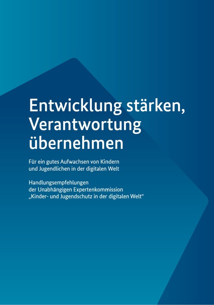 © Unabhängige Expertenkommission „Kinder- und Jugendschutz in der digitalen Welt“ Cover der Empfehlungen mit blauen Übergängen.
